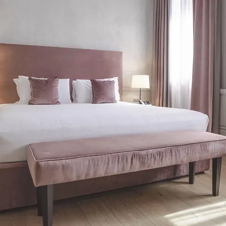 Palazzo Cornalia 5*